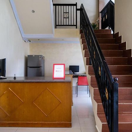 Reddoorz At Hotel Rich Parepare Near Pantai Mattirotasi Bagian luar foto